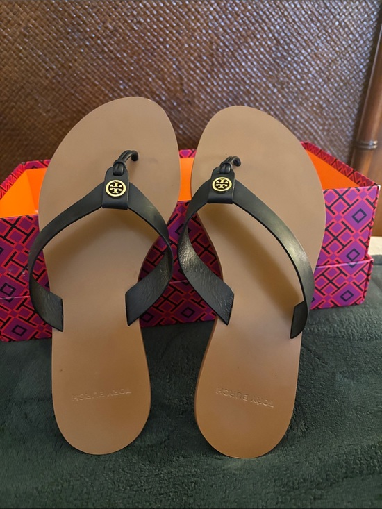 Tory Burch Shoes - Tory Burch Black Strappy Logo Thong Sandals with Tan Footbed
